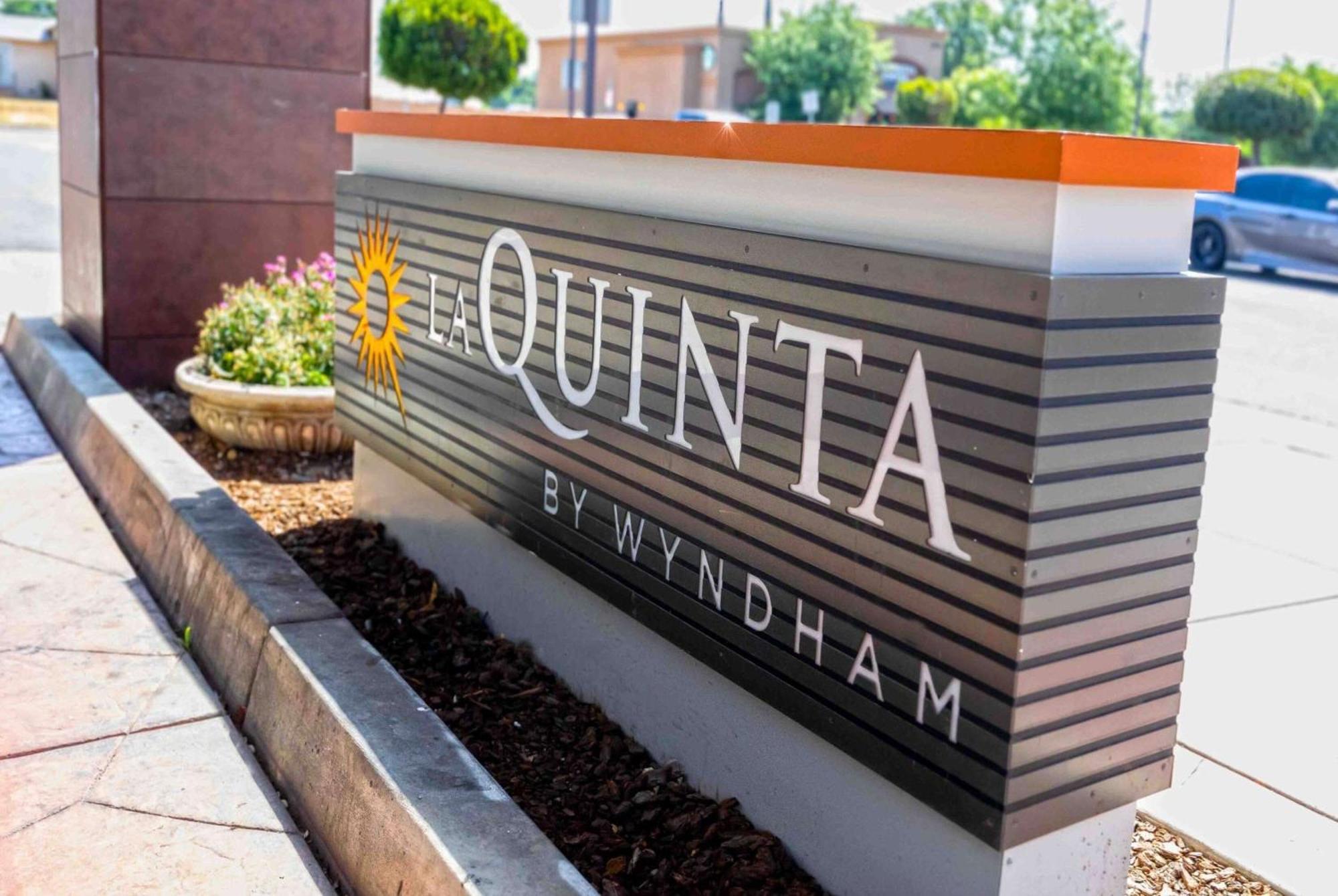 La Quinta By Wyndham Fowler Exterior foto